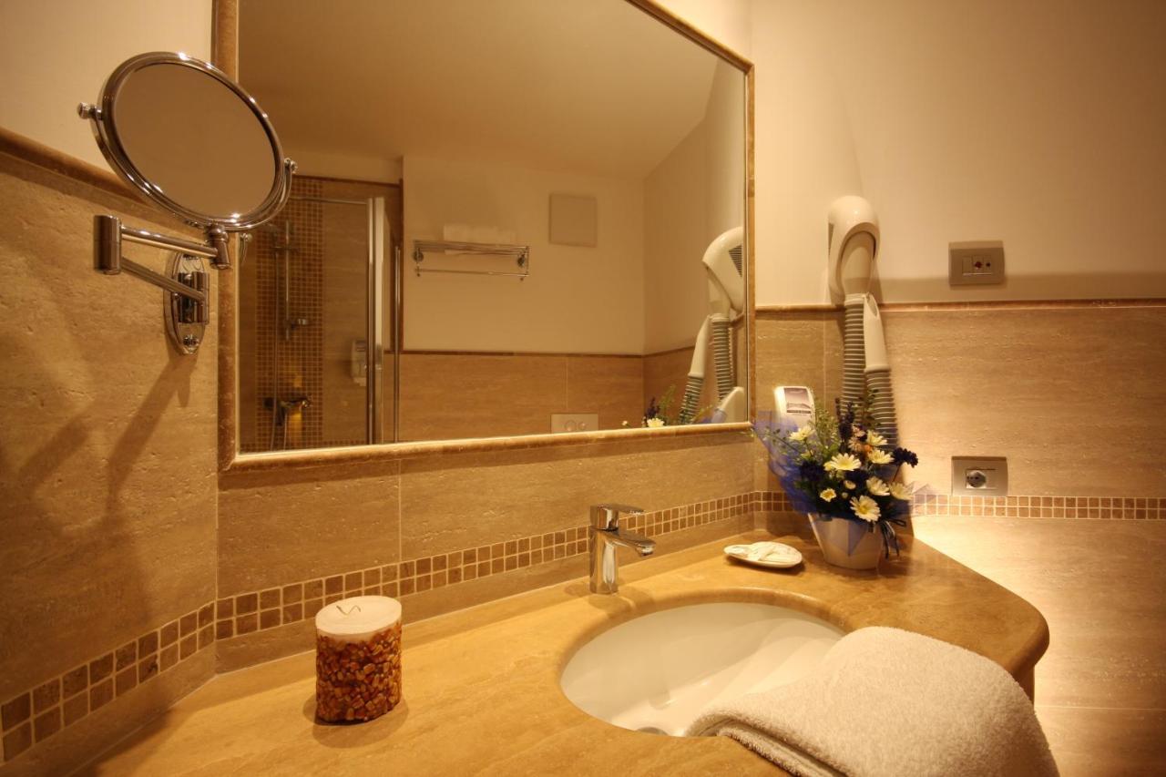 Hotel Pineta Baselga di Pinè Cameră foto